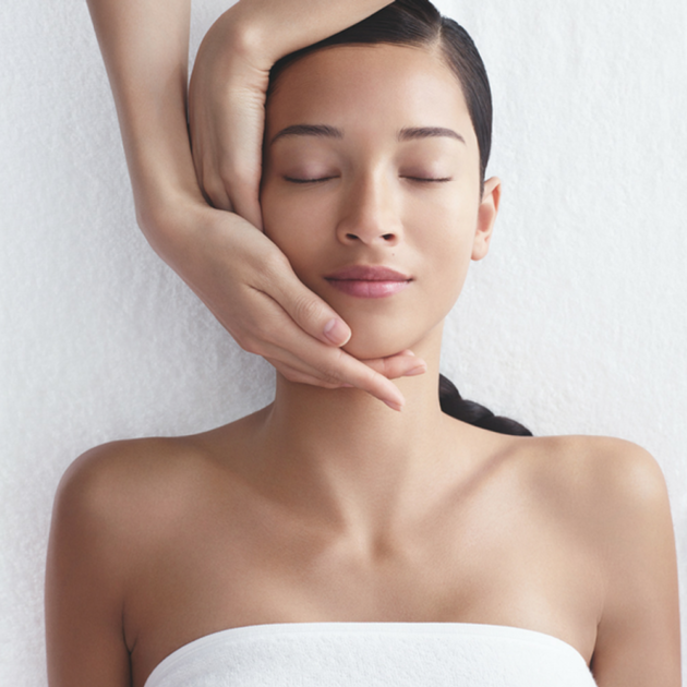Clarins Facial