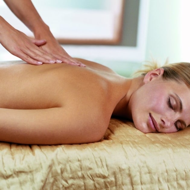 ELEMIS-Deep-Tissue-Back-Massage-630x630