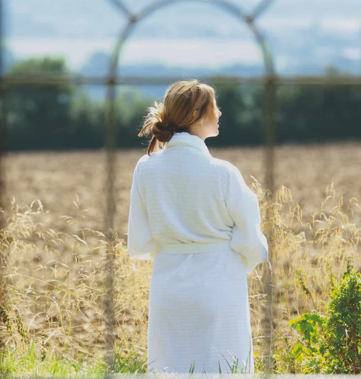 Lady looking at view (2)