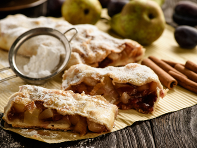 Strudel with pear, plums and cinnamon.