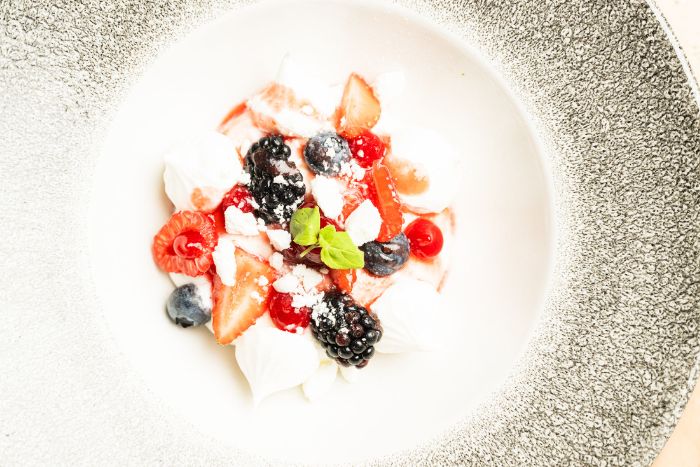 How to: Classic Eton Mess
